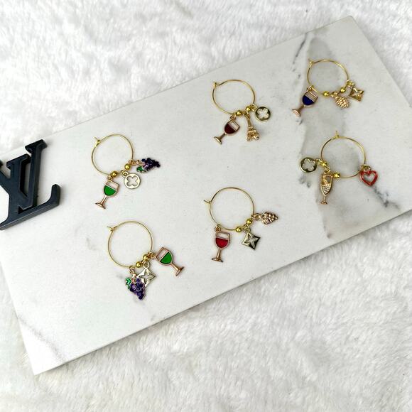Handmade wine charms resembling LV characters NEW Holiday party idea - Picture 3 of 3